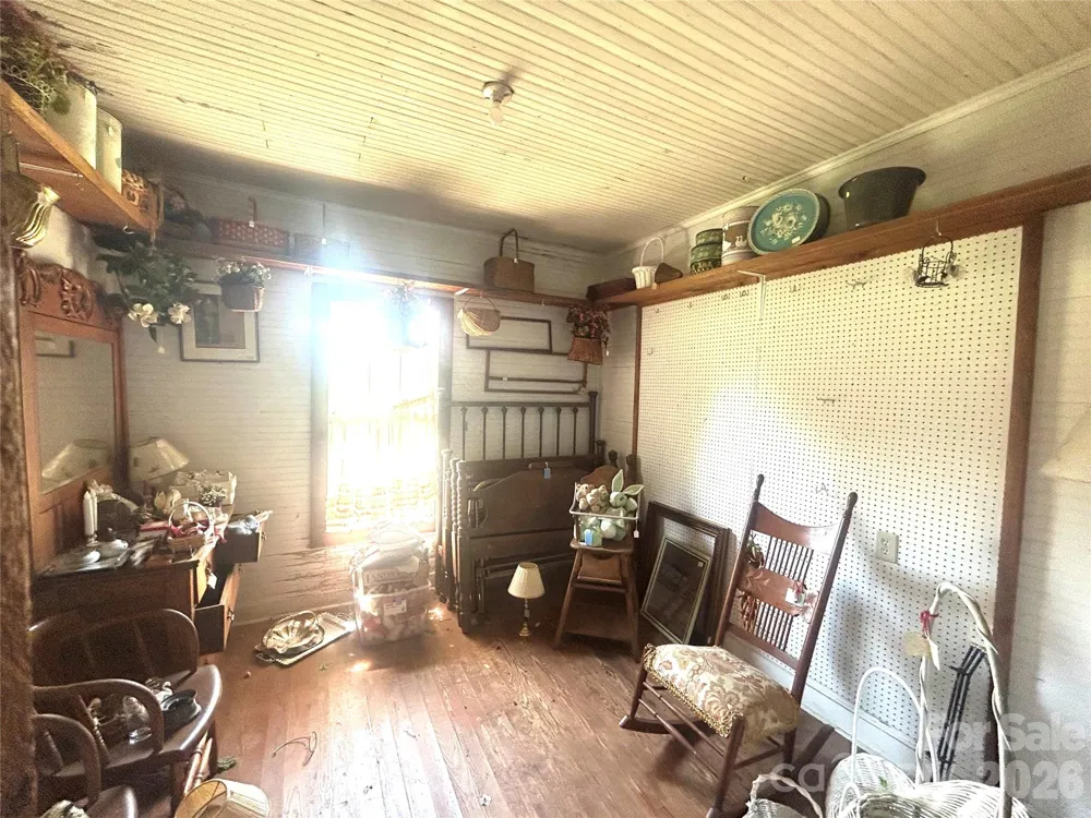 2981 W Old Nc 150 Highway Crouse, NC 28033
