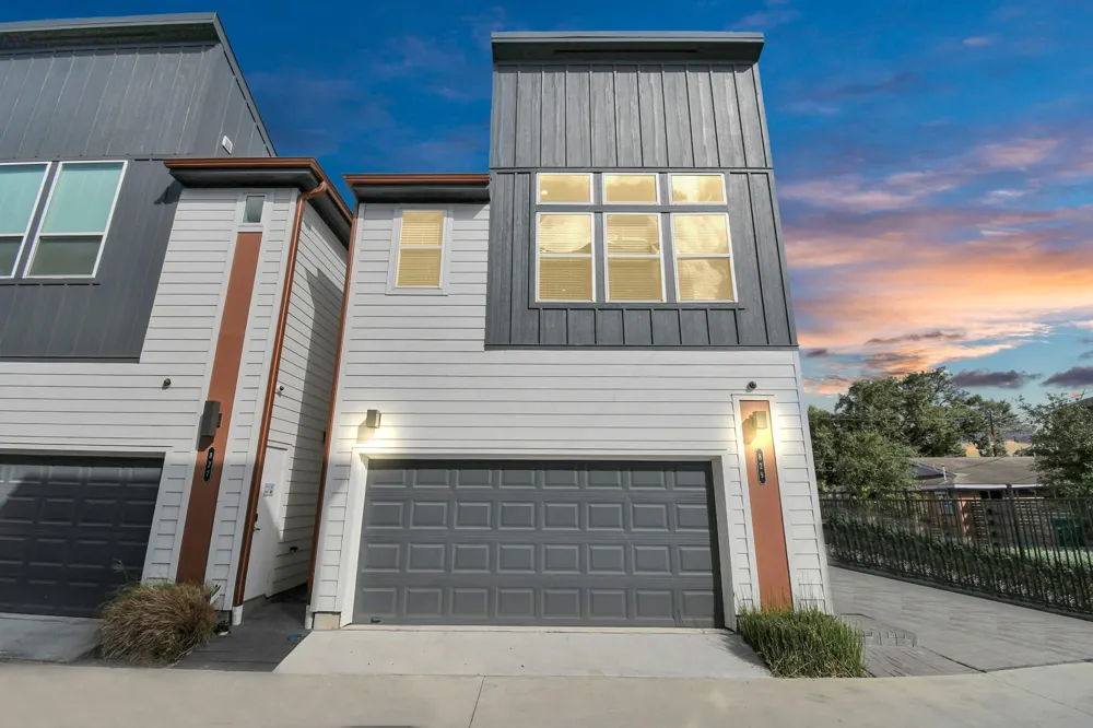 829 Emile Street Houston, TX 77020