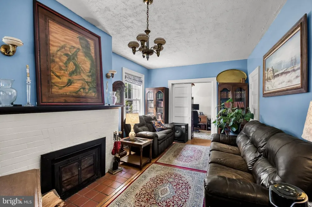 329 CINNAMINSON AVENUE Palmyra, NJ 08065