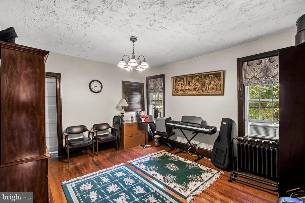 329 CINNAMINSON AVENUE Palmyra, NJ 08065