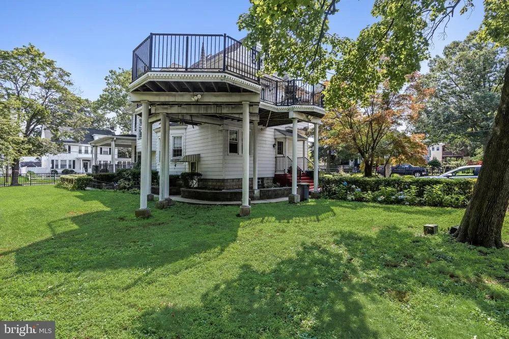 329 CINNAMINSON AVENUE Palmyra, NJ 08065