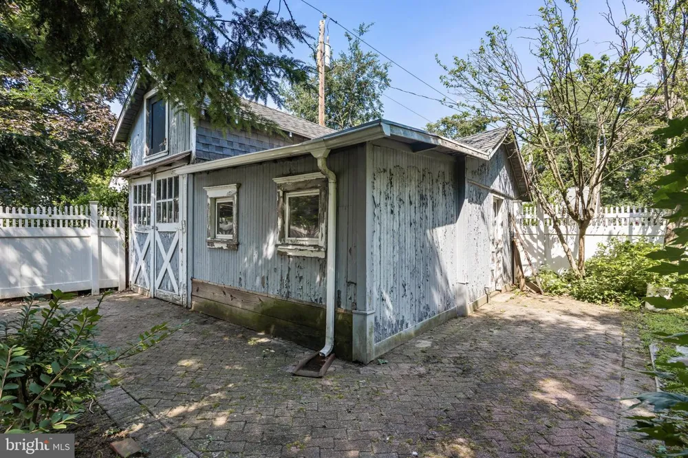 329 CINNAMINSON AVENUE Palmyra, NJ 08065