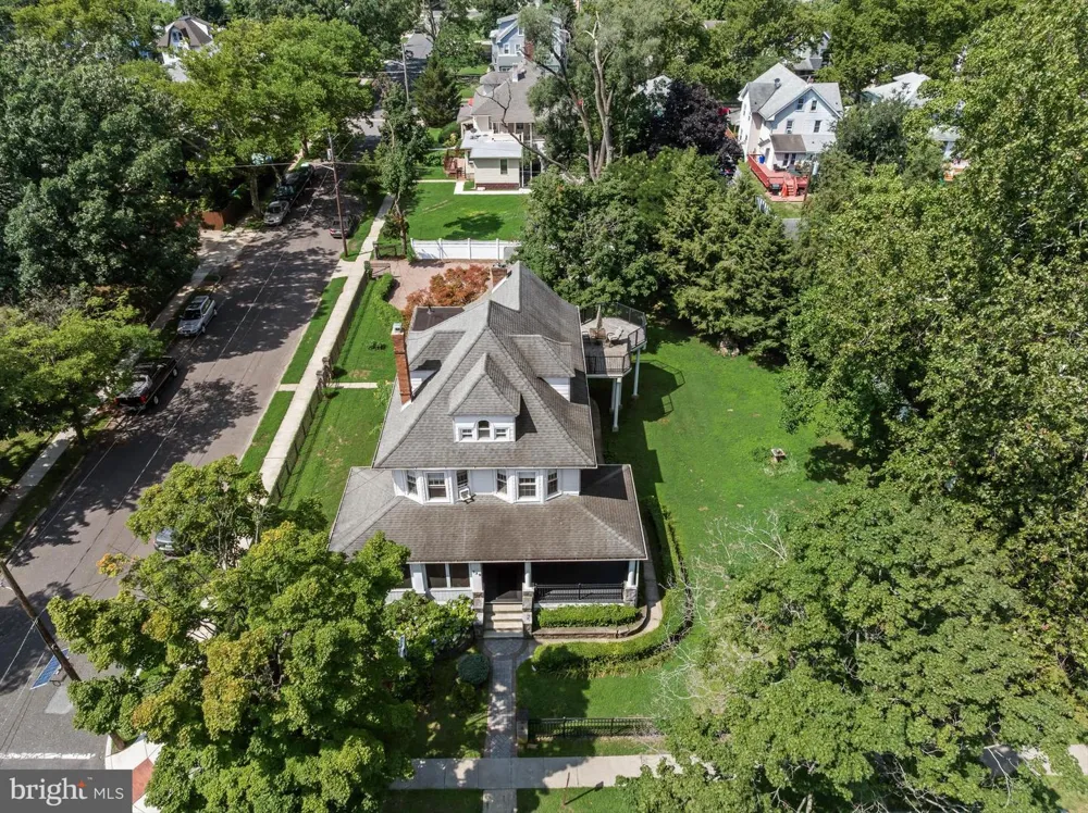 329 CINNAMINSON AVENUE Palmyra, NJ 08065