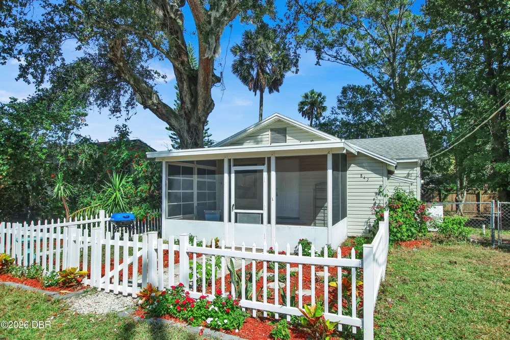 847 Jasmine Avenue Holly Hill, FL 32117