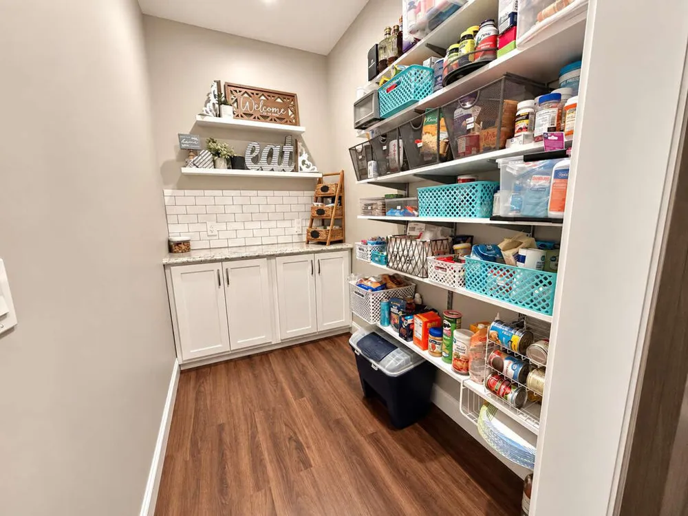373 New Forest Road Young Harris, GA 30582