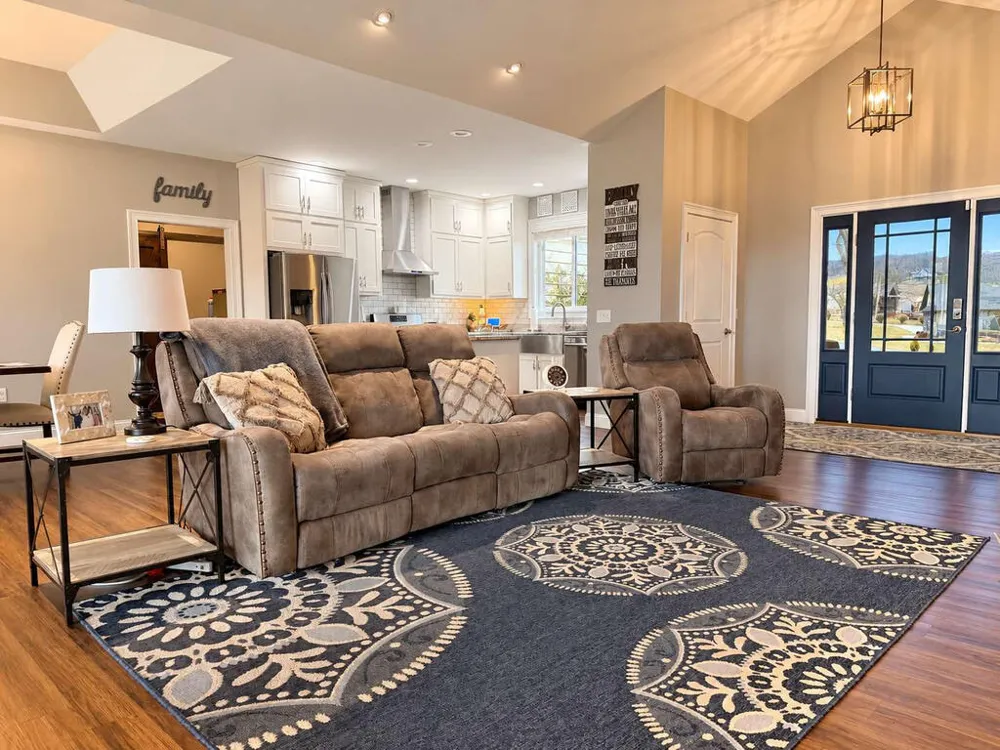373 New Forest Road Young Harris, GA 30582