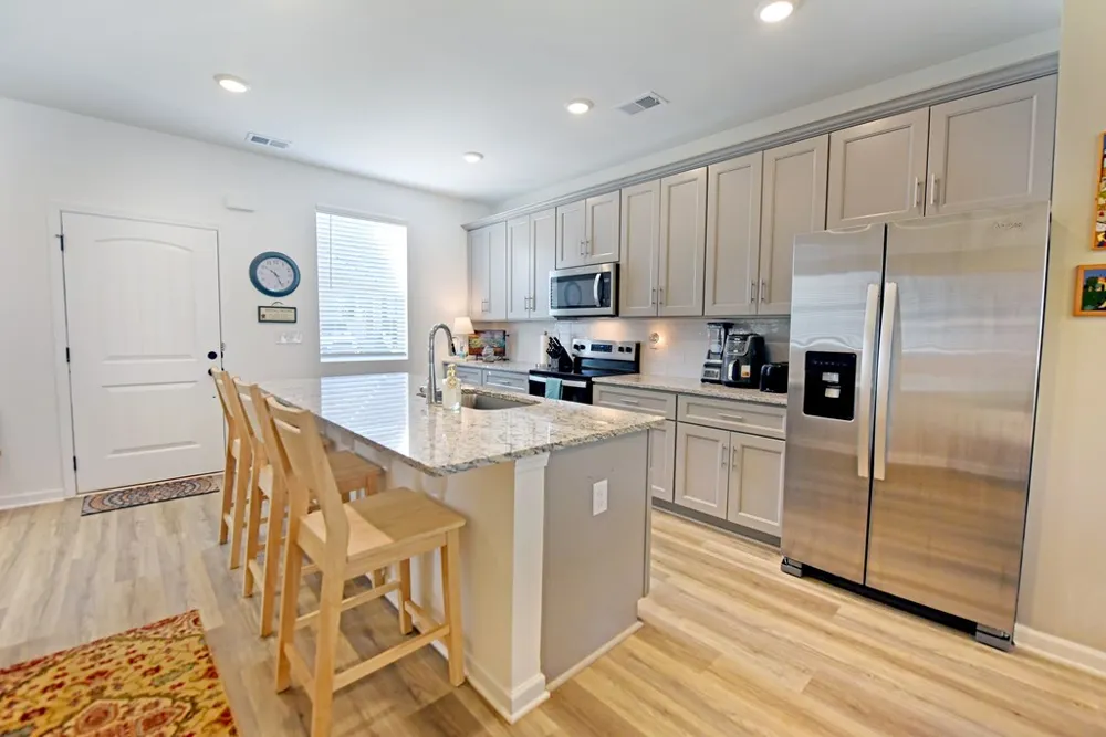 25 Grove Loop Blue Ridge, GA 30513