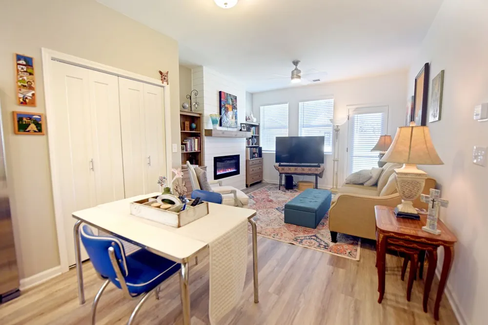 25 Grove Loop Blue Ridge, GA 30513