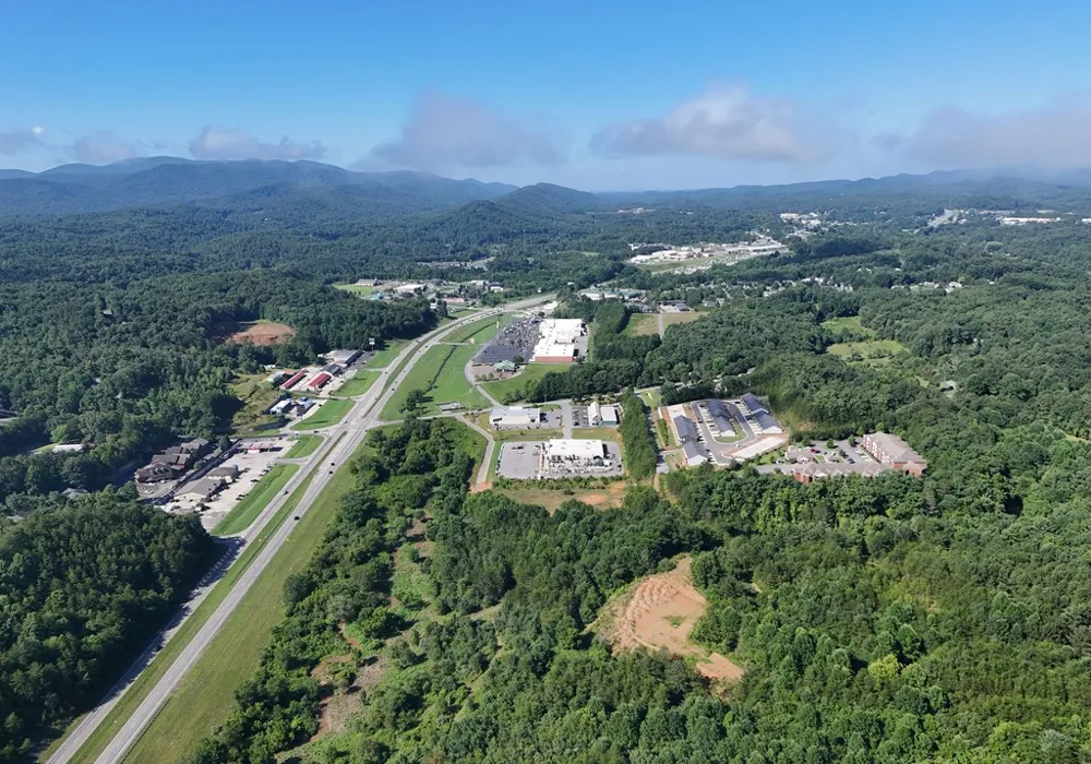 25 Grove Loop Blue Ridge, GA 30513