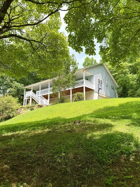 119 Ashlan Trail
