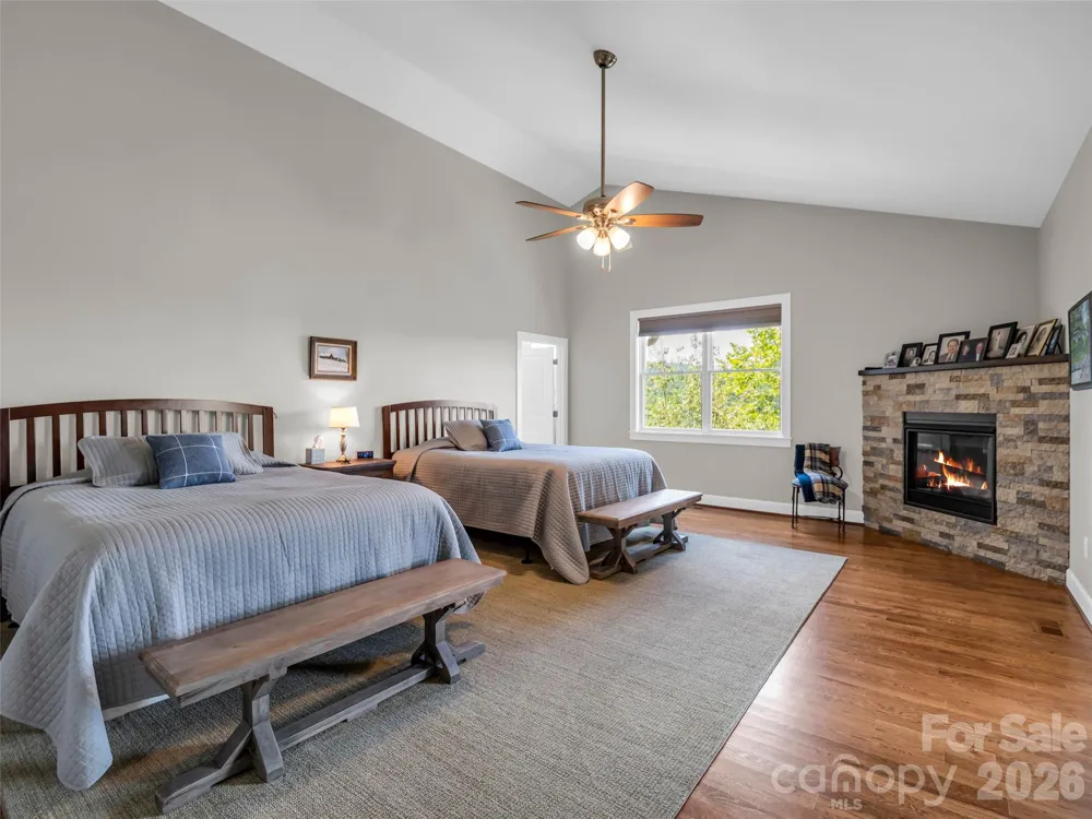 930 Big Raven Lane Saluda, NC 28773
