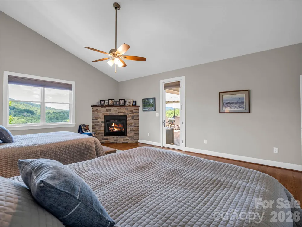 930 Big Raven Lane Saluda, NC 28773
