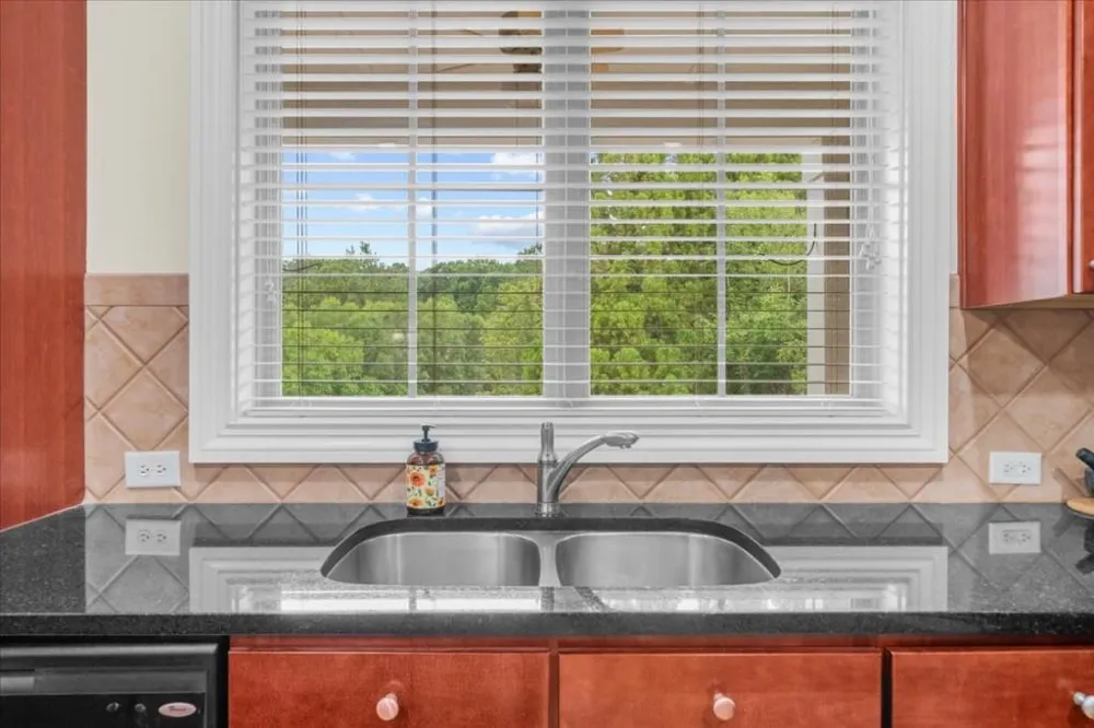 199 Le Gran Court Sandy Springs, GA 30328