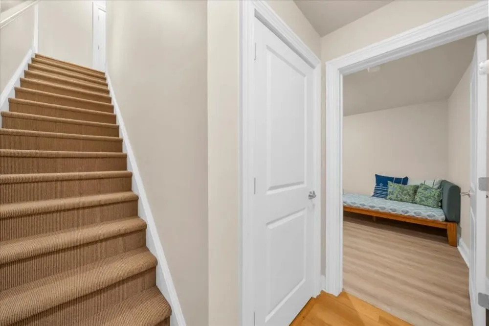 199 Le Gran Court Sandy Springs, GA 30328