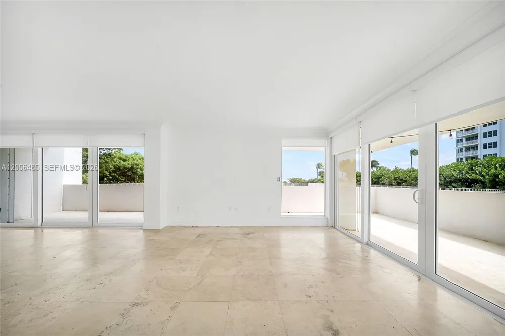 199 Ocean Lane Dr #201 Key Biscayne, FL 33149