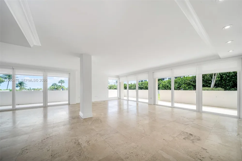 199 Ocean Lane Dr #201 Key Biscayne, FL 33149