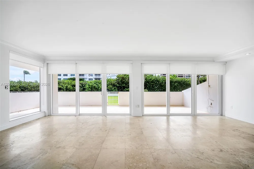 199 Ocean Lane Dr #201 Key Biscayne, FL 33149