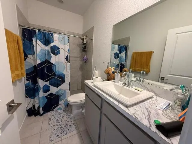 561 NE 5th Way Florida City, FL 33034
