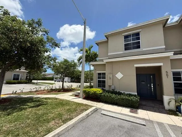 561 NE 5th Way Florida City, FL 33034