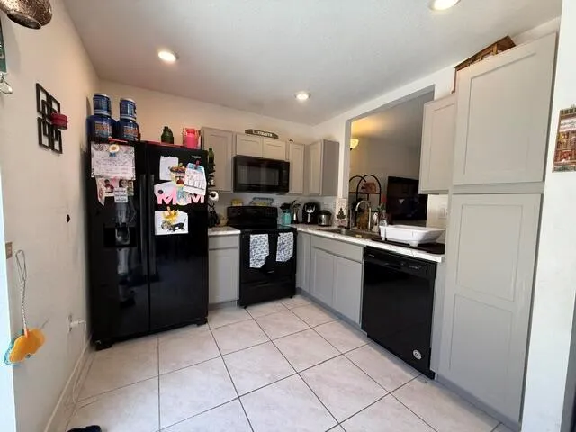 561 NE 5th Way Florida City, FL 33034