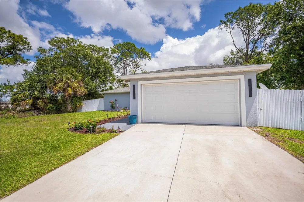 7081 BRAZIL CIRCLE Labelle, FL 33935
