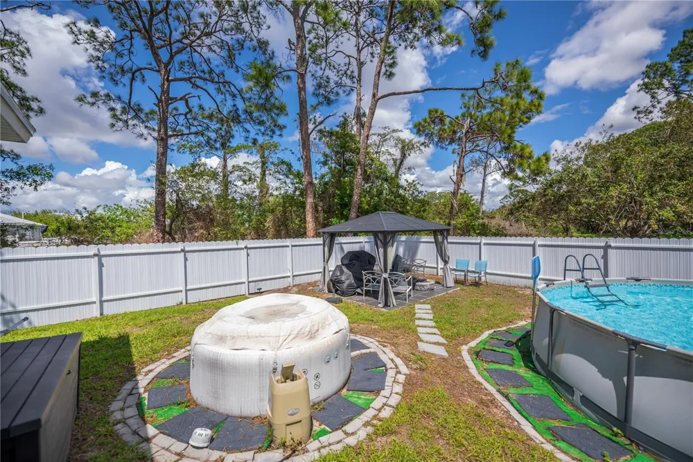 7081 BRAZIL CIRCLE Labelle, FL 33935