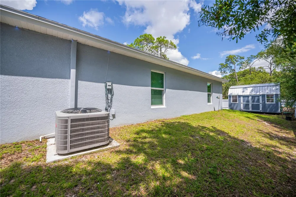 7081 BRAZIL CIRCLE Labelle, FL 33935