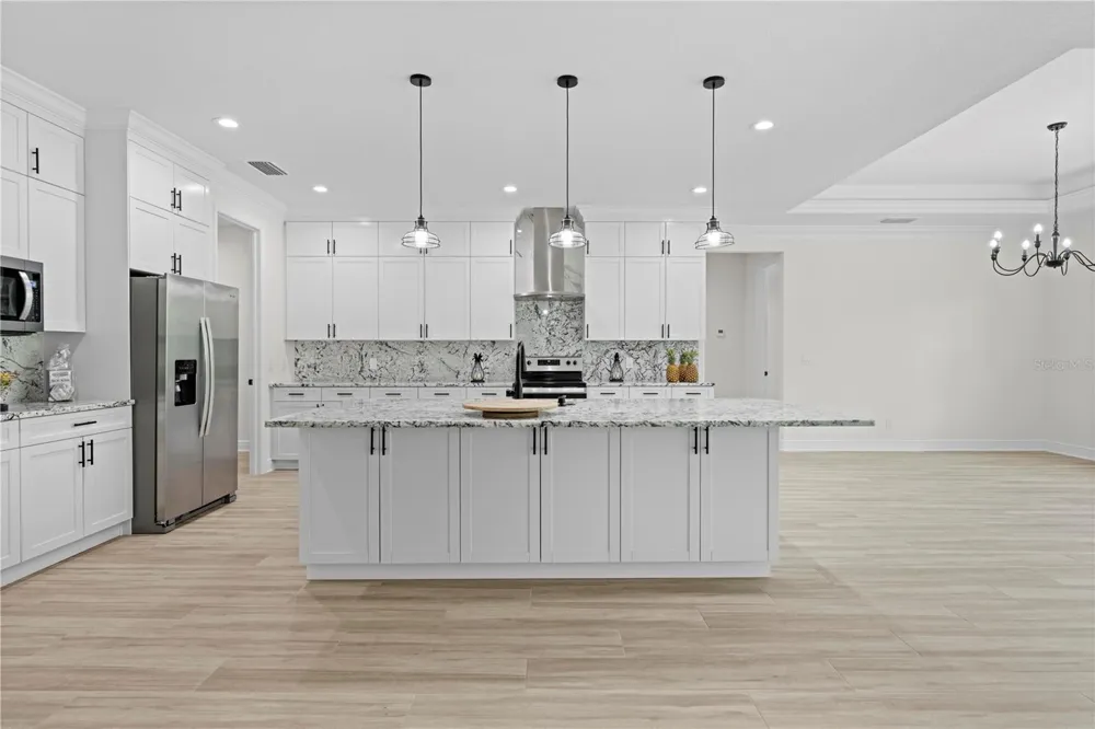 18130 PARROT ROAD Weeki Wachee, FL 34614
