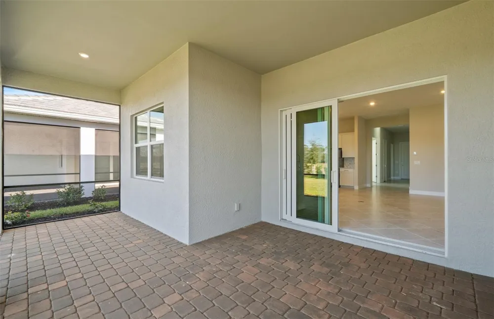 7621 FULHAM AVENUE Bradenton, FL 34210