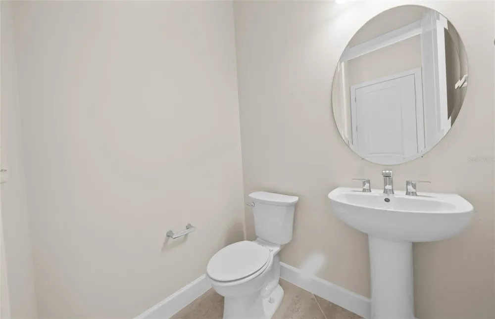 7621 FULHAM AVENUE Bradenton, FL 34210