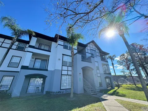 5525 PGA BOULEVARD SW #4625