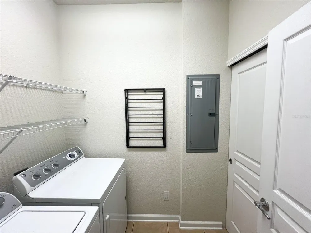 7722 FAIRGROVE AVENUE Windermere, FL 34786