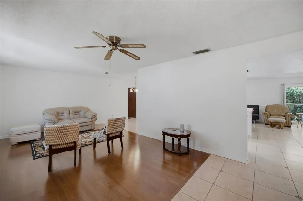 13510 CAPITOL DRIVE Tampa, FL 33613