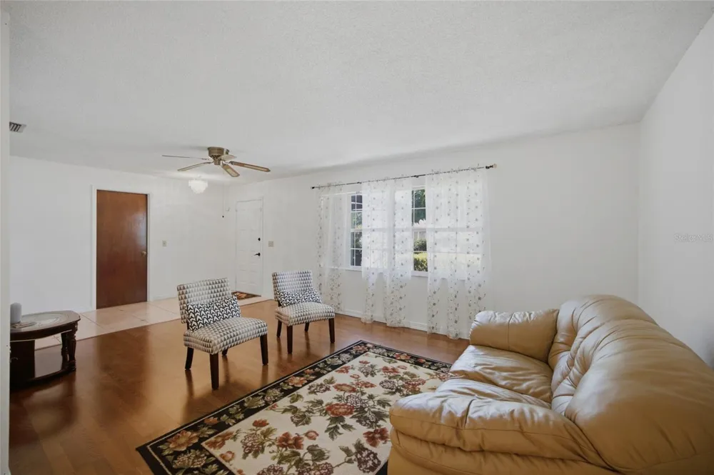 13510 CAPITOL DRIVE Tampa, FL 33613