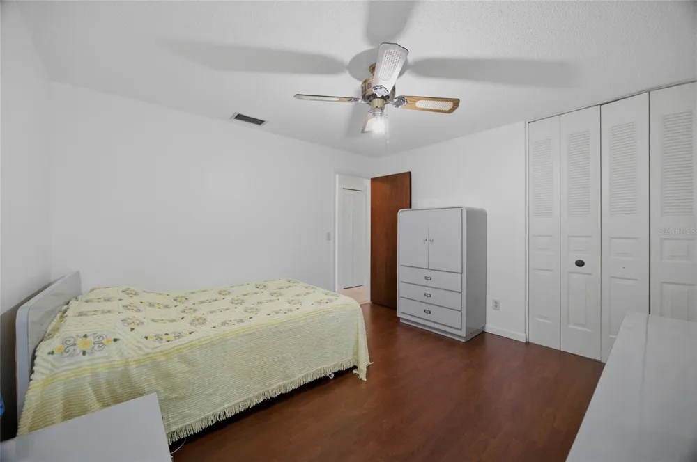 13510 CAPITOL DRIVE Tampa, FL 33613