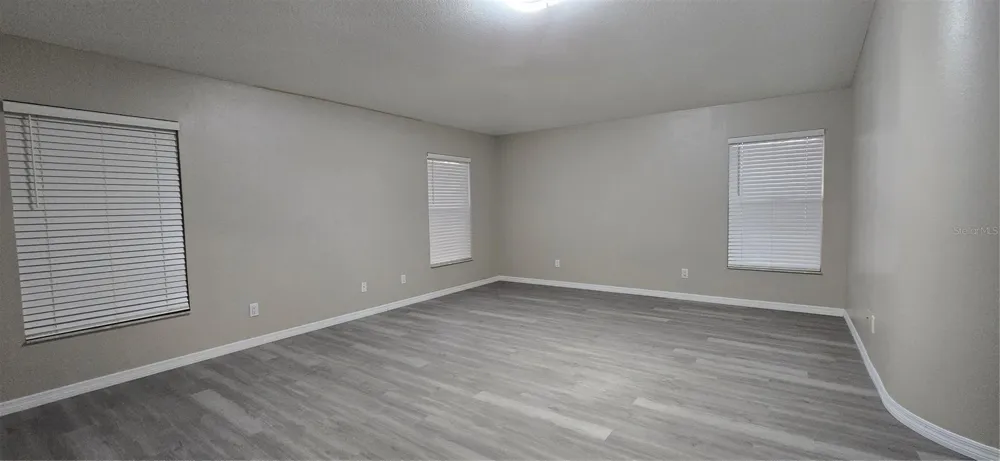 1810 GREYSTONE HEIGHTS DRIVE Valrico, FL 33594