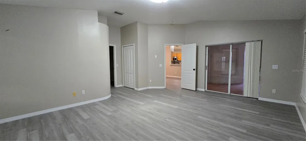 1810 GREYSTONE HEIGHTS DRIVE Valrico, FL 33594
