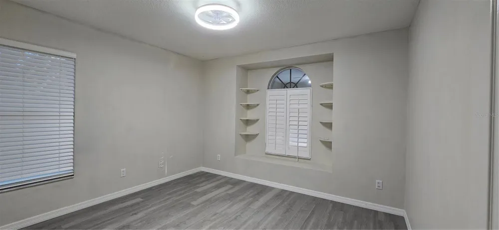 1810 GREYSTONE HEIGHTS DRIVE Valrico, FL 33594