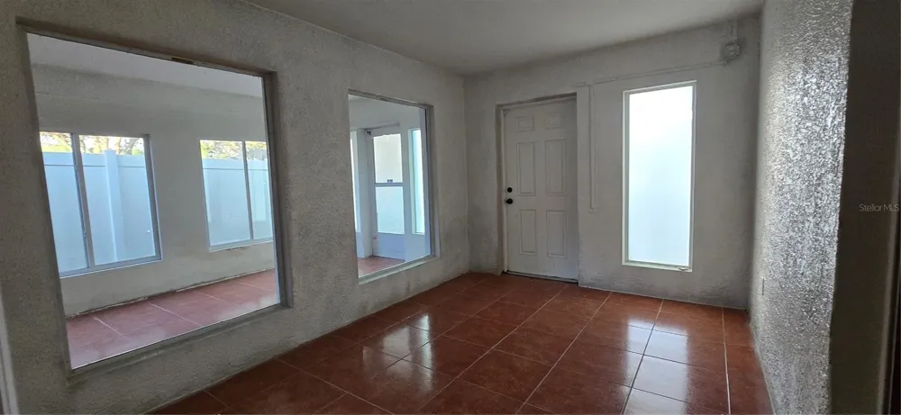 1810 GREYSTONE HEIGHTS DRIVE Valrico, FL 33594