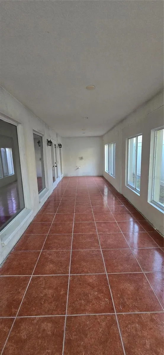 1810 GREYSTONE HEIGHTS DRIVE Valrico, FL 33594