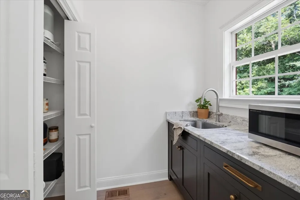 1210 Cedar Grove RD Buckhead, GA 30625