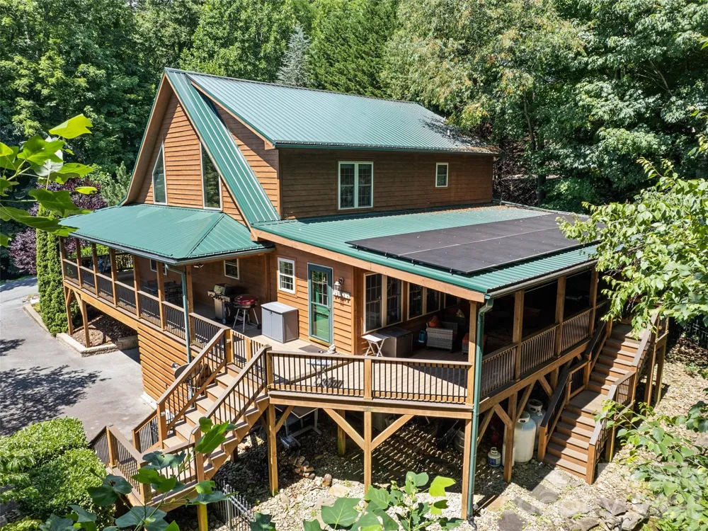 612 Brannon Forest Drive Waynesville, NC 28785