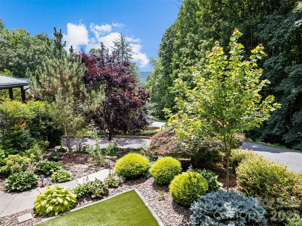 612 Brannon Forest Drive Waynesville, NC 28785