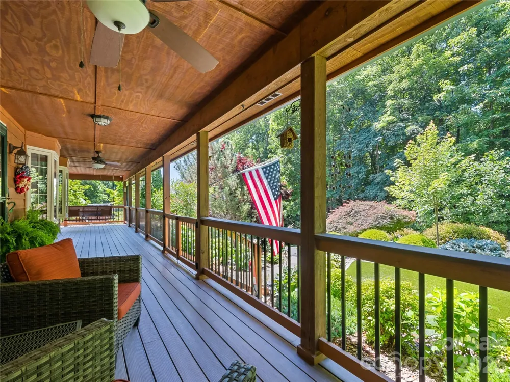 612 Brannon Forest Drive Waynesville, NC 28785