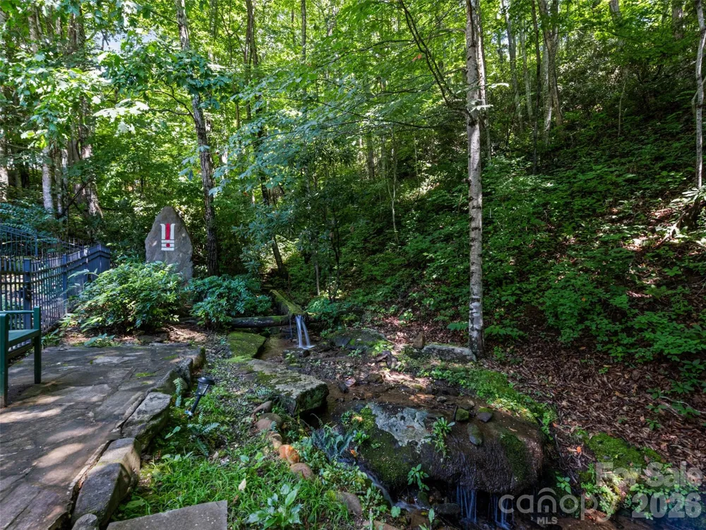 612 Brannon Forest Drive Waynesville, NC 28785