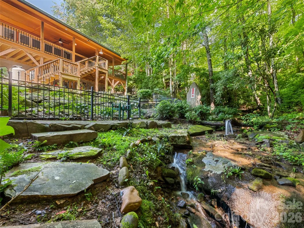 612 Brannon Forest Drive Waynesville, NC 28785