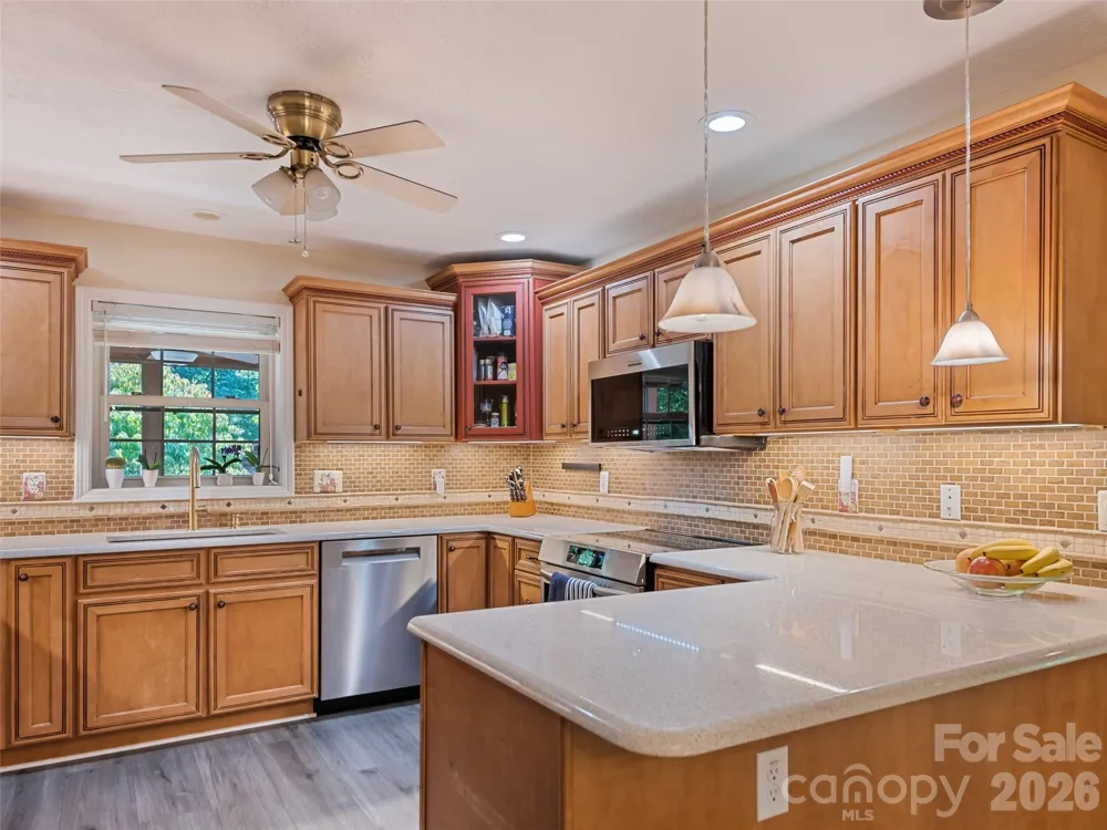 612 Brannon Forest Drive Waynesville, NC 28785