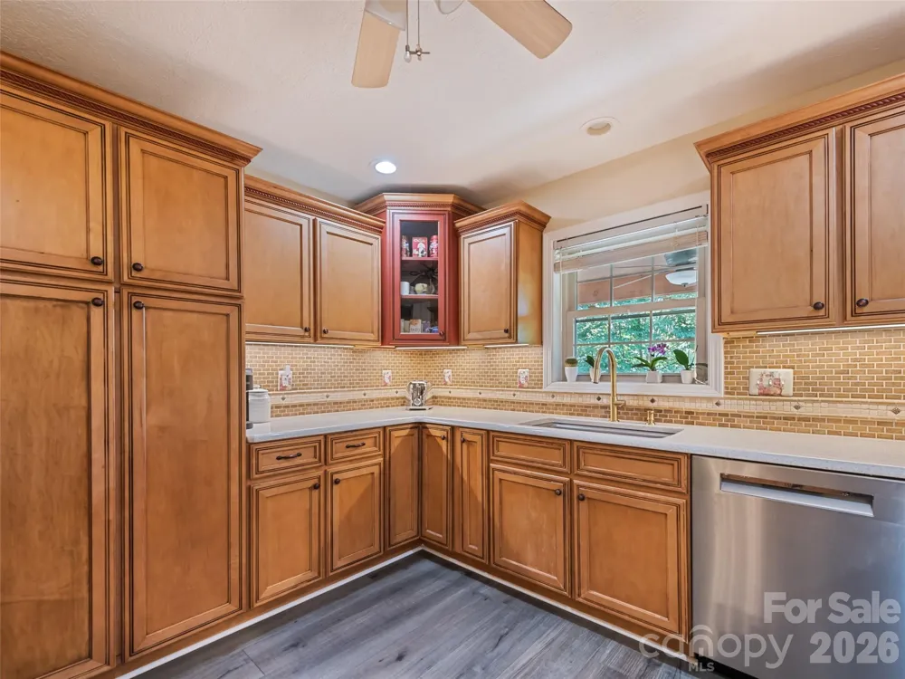 612 Brannon Forest Drive Waynesville, NC 28785