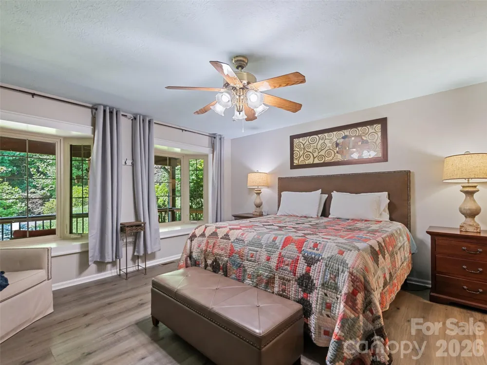 612 Brannon Forest Drive Waynesville, NC 28785