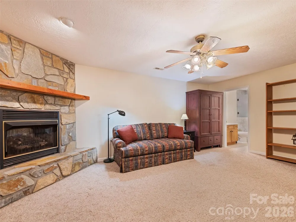 612 Brannon Forest Drive Waynesville, NC 28785